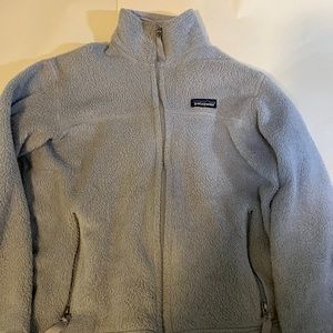 Patagonia fuzzy half zip, grey, woman’s medium, 3 ykk zippers, made in the USA.